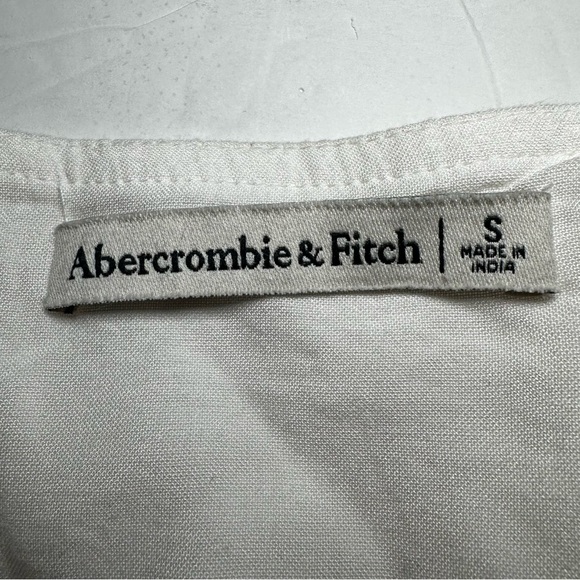Abercrombie & Fitch Women’s Ivory Puff Sleeve Deep V-Neck Peasant Blouse- Small - Picture 3 of 10